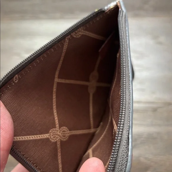 Wrangler Sherpa Southwest Print Dual Pouch Wristlets zip top,cards,key - Picture 5 of 10